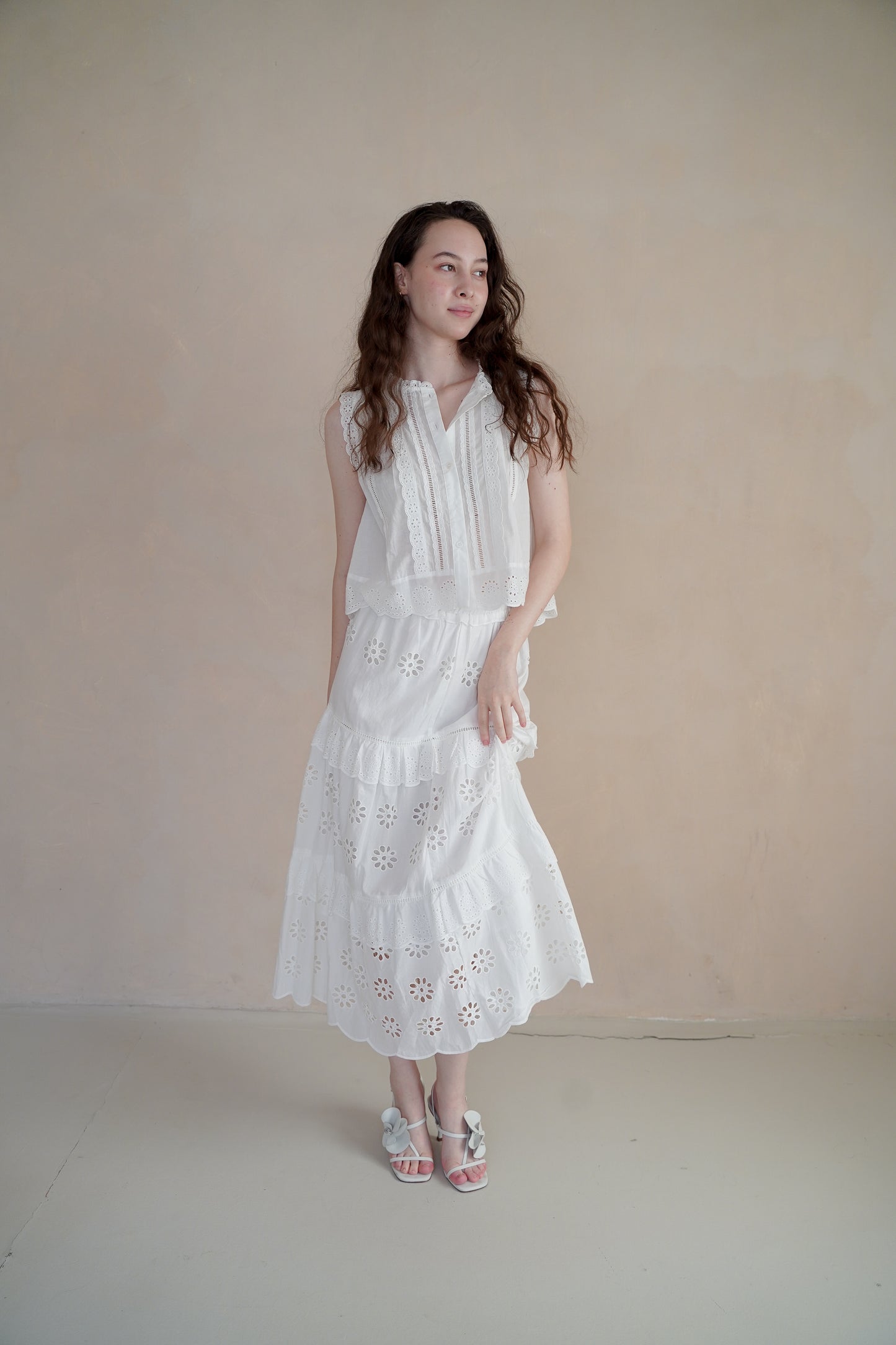 LOUISE EYELET SKIRT