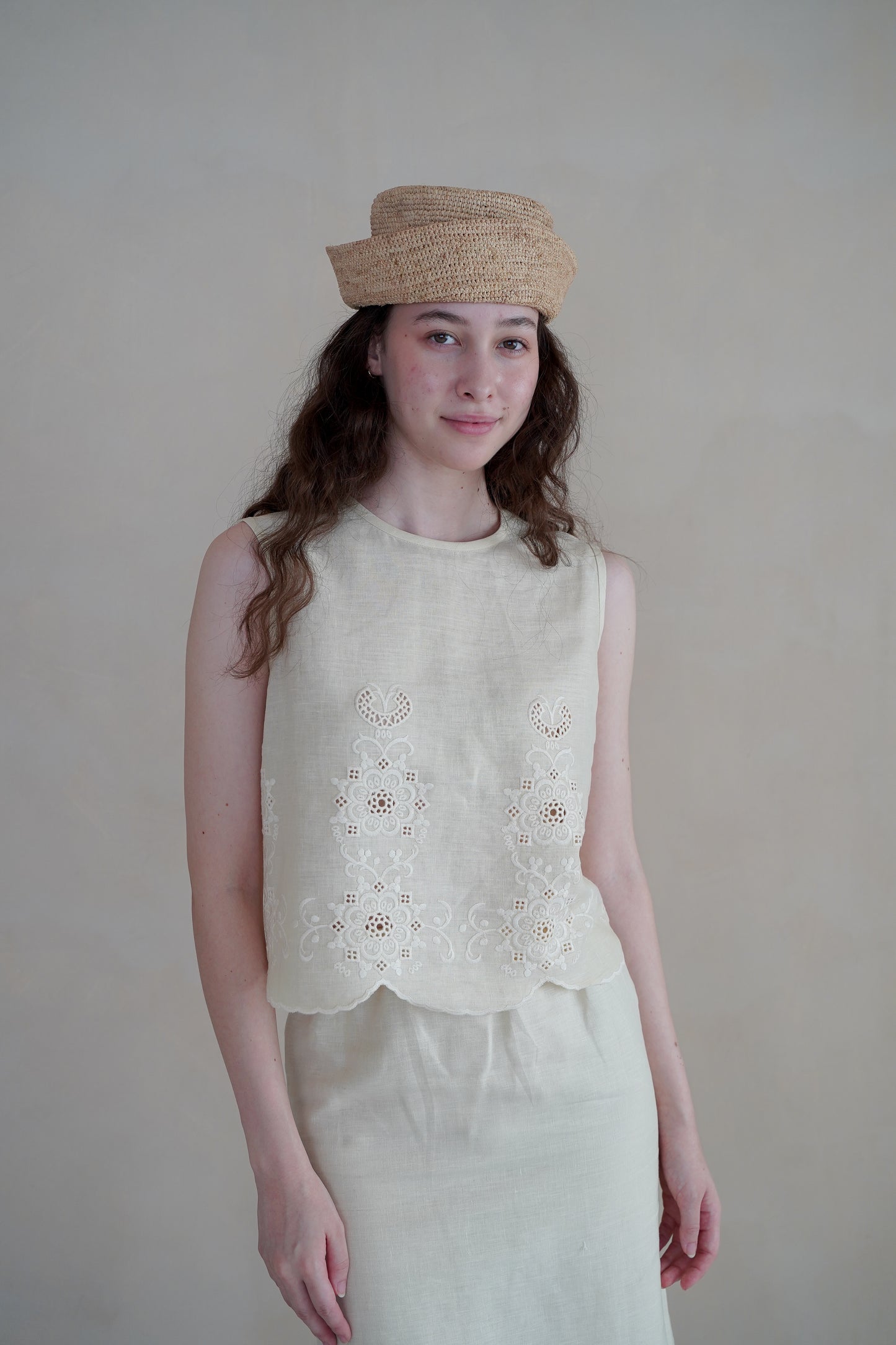 ZUNA LINEN TOP