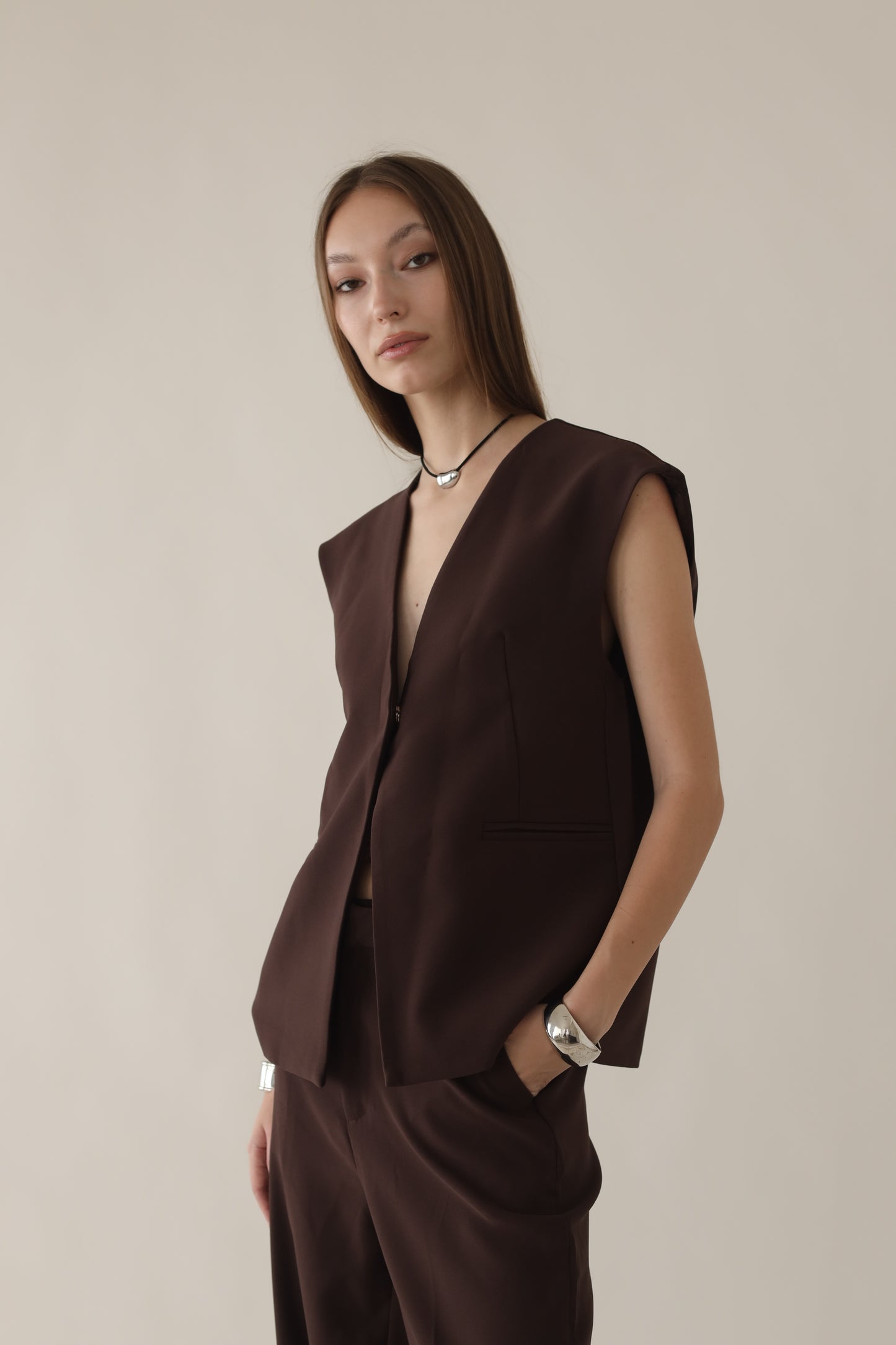 ALONDRA VEST (BROWN)