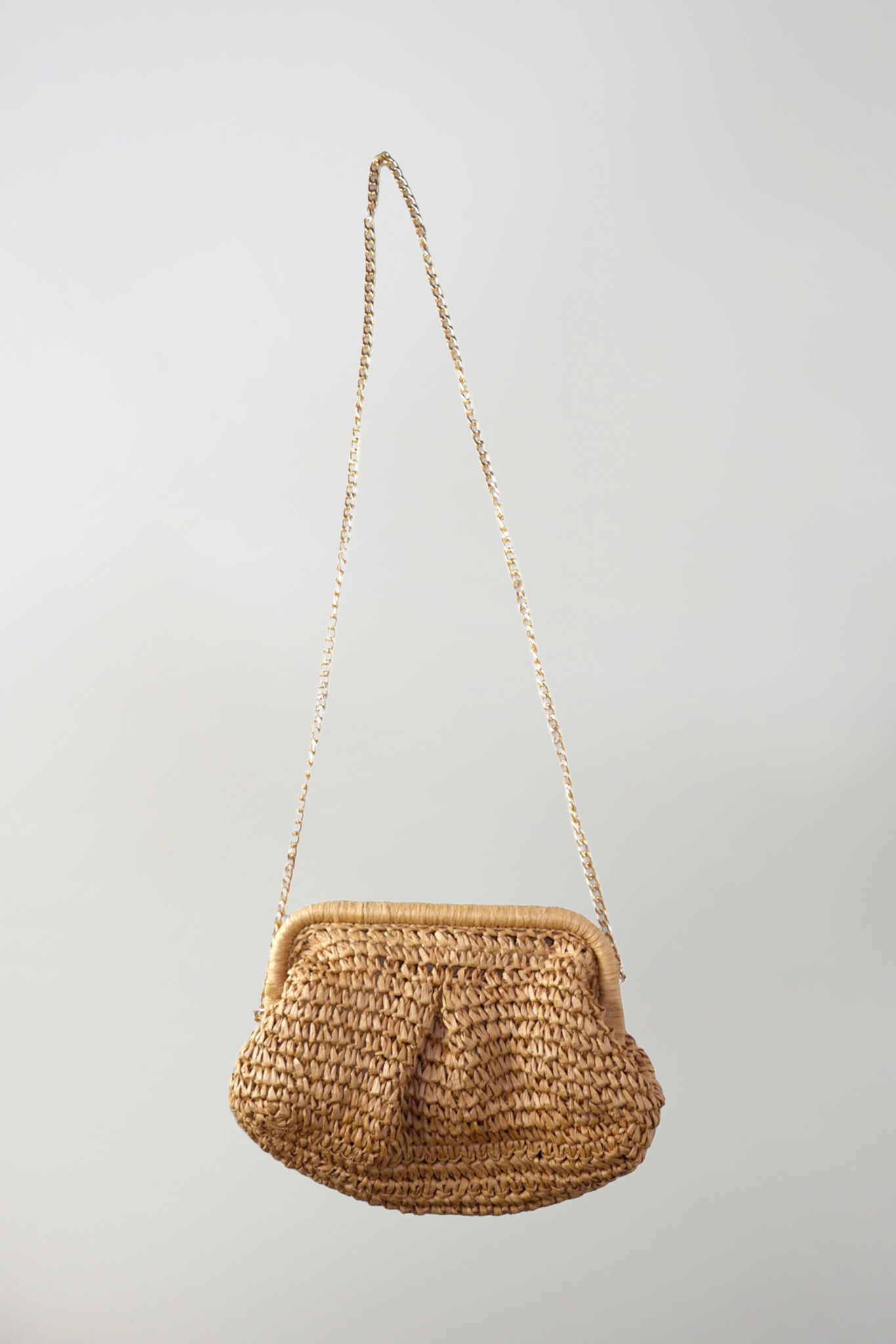NAOMI RAFFIA CLUTCH BAG (NATURAL)
