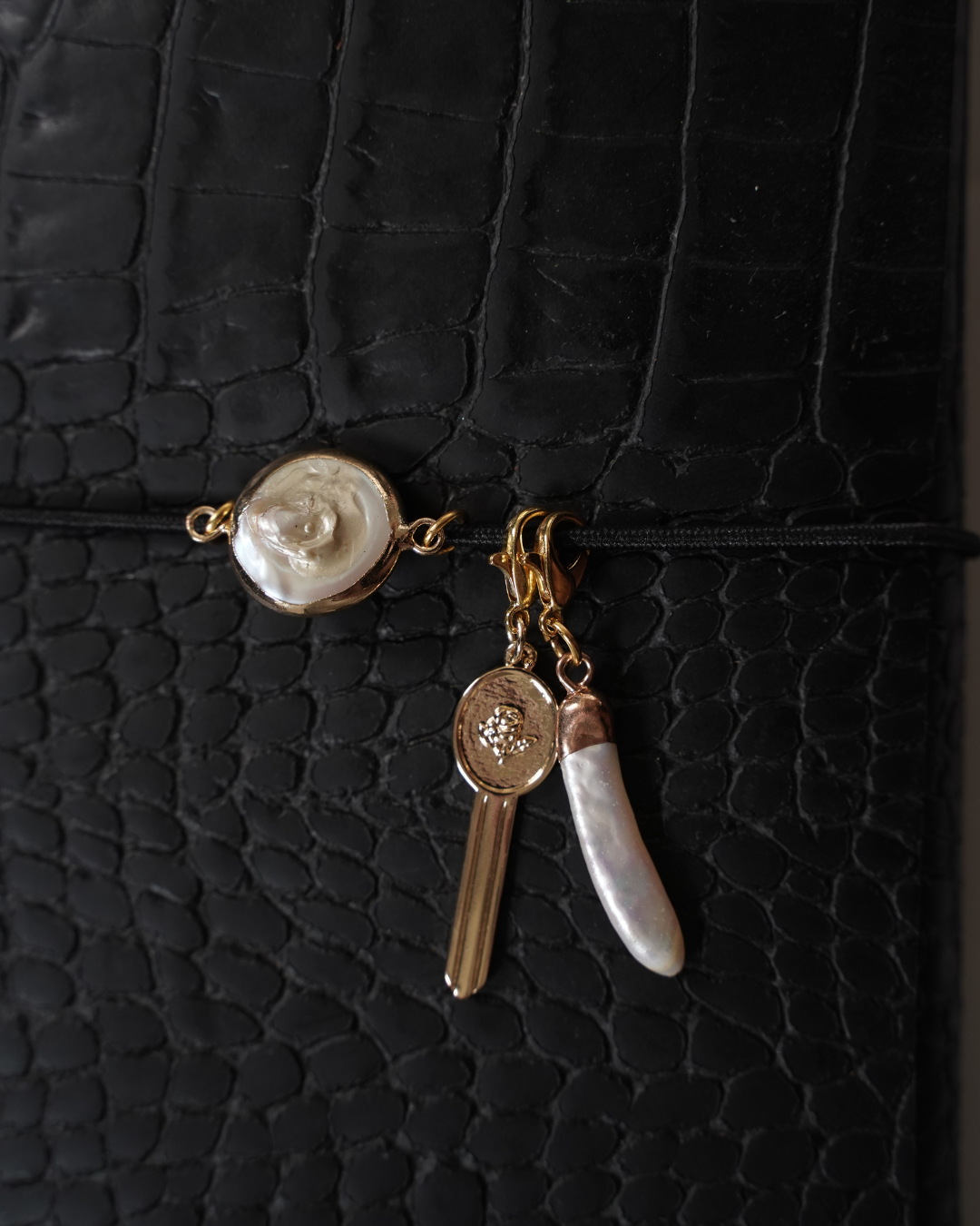 MATHILDE Trifold Leather Folio A6