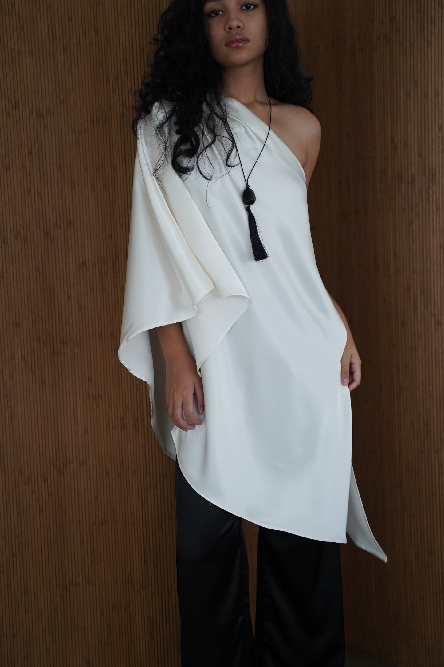 Mallory Asymmetrical Top (Cream)