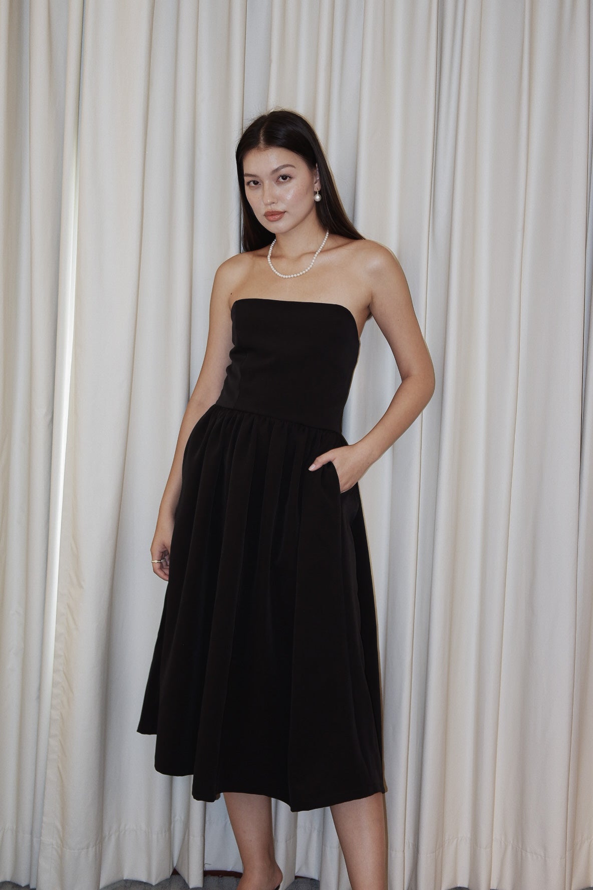 EMMA SHEERING DRESS (Black Crepe)