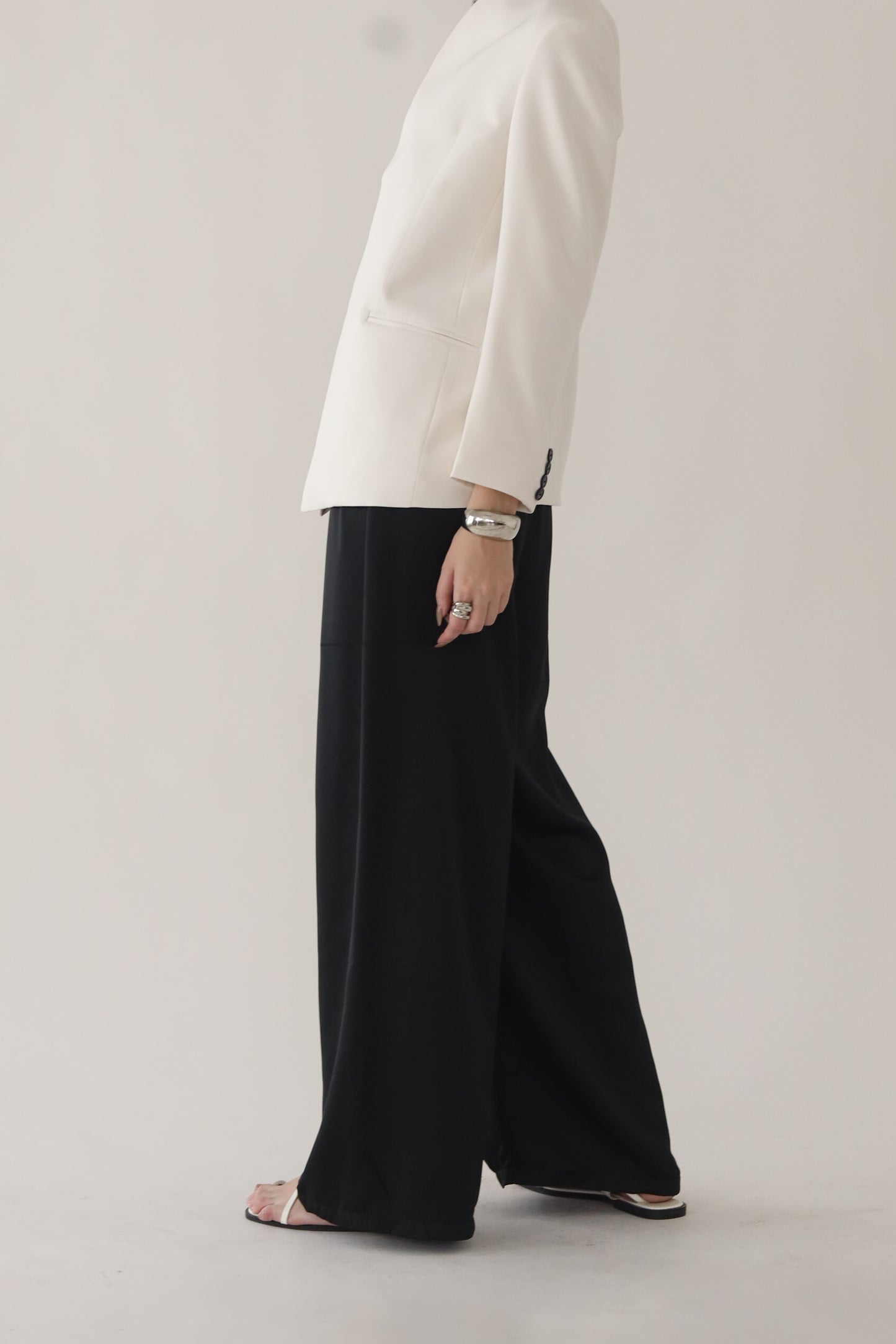 CATANIA SATIN PANTS (BLACK)