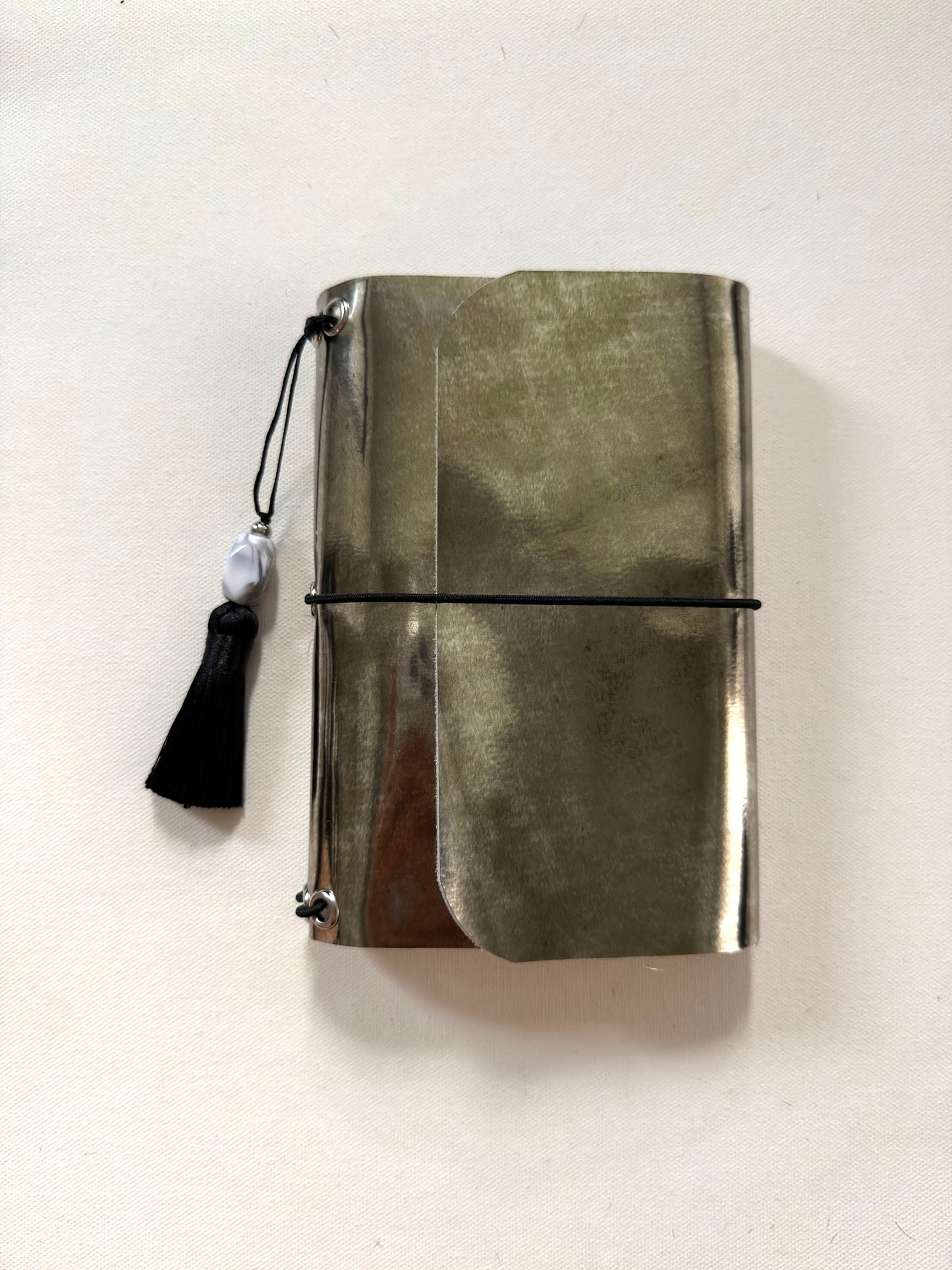 Filo Trifold Leather Folio A6