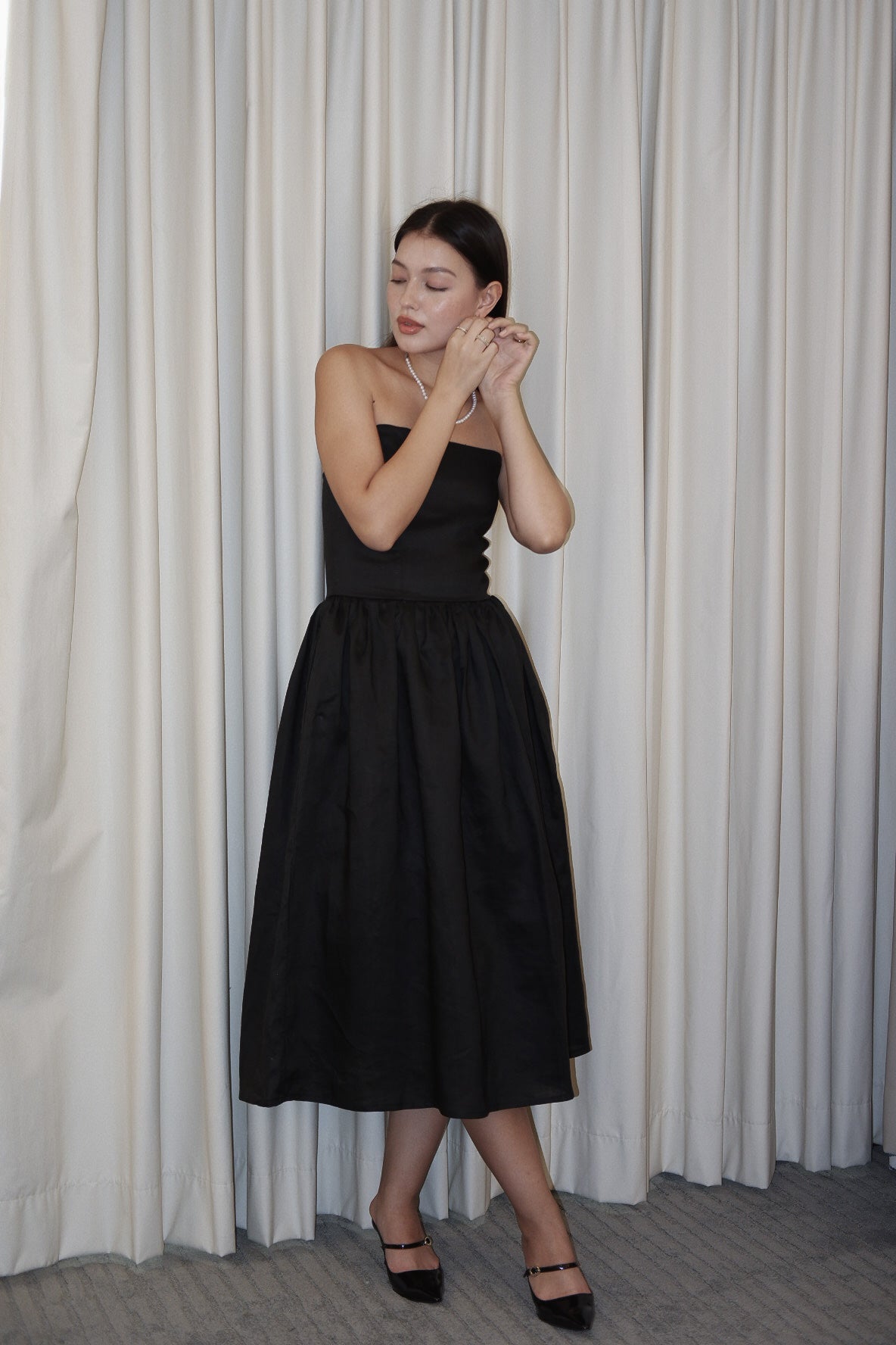 EMMA SHEERING DRESS (Black Linen)