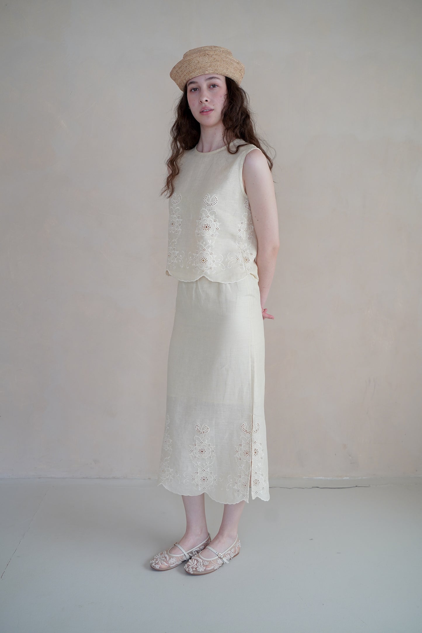 ZUNA LINEN TOP