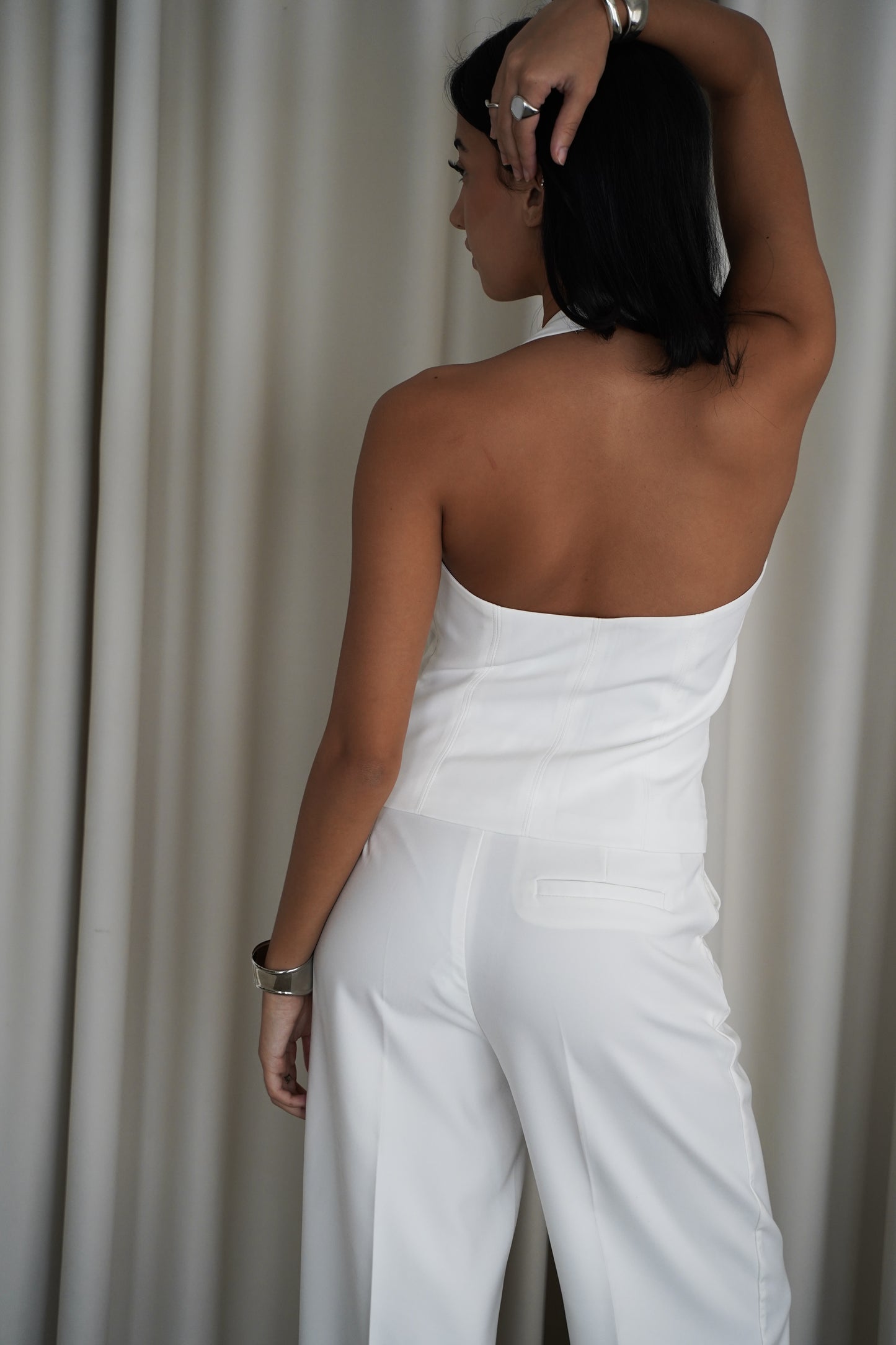 ELLE HALTER TOP (WHITE)