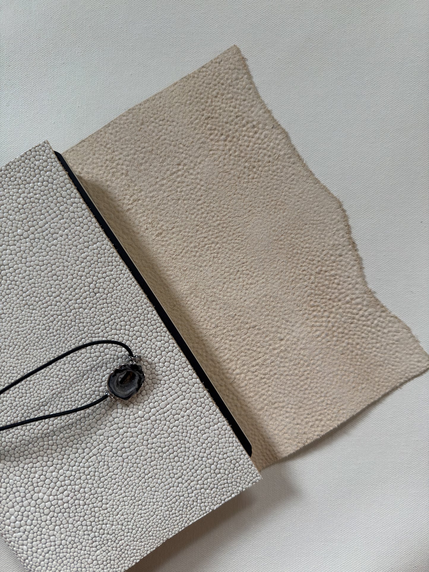 Hera Trifold Leather Folio A5