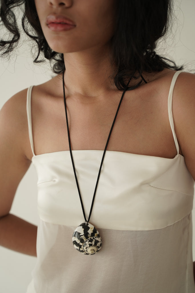 Anuri Shell Necklace