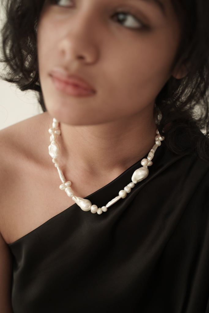 Ebony Pearl Necklace 006