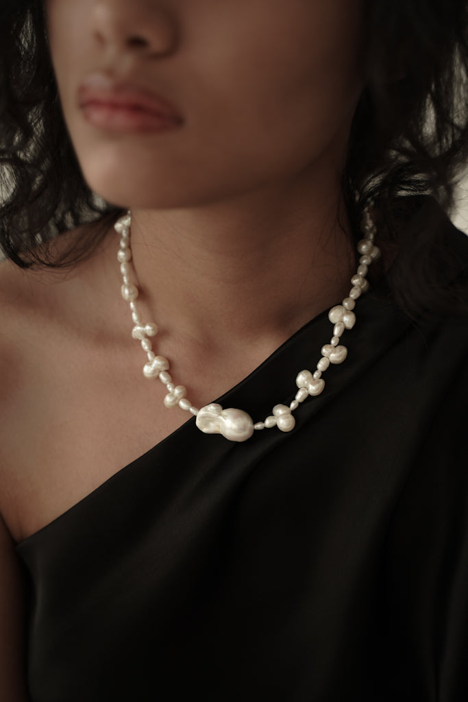 Ebony Pearl Necklace 008