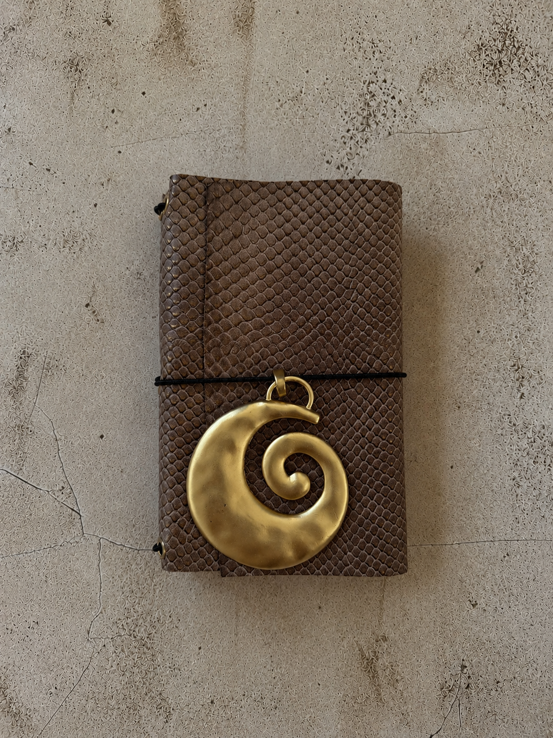 Allegra Leather Folio A6