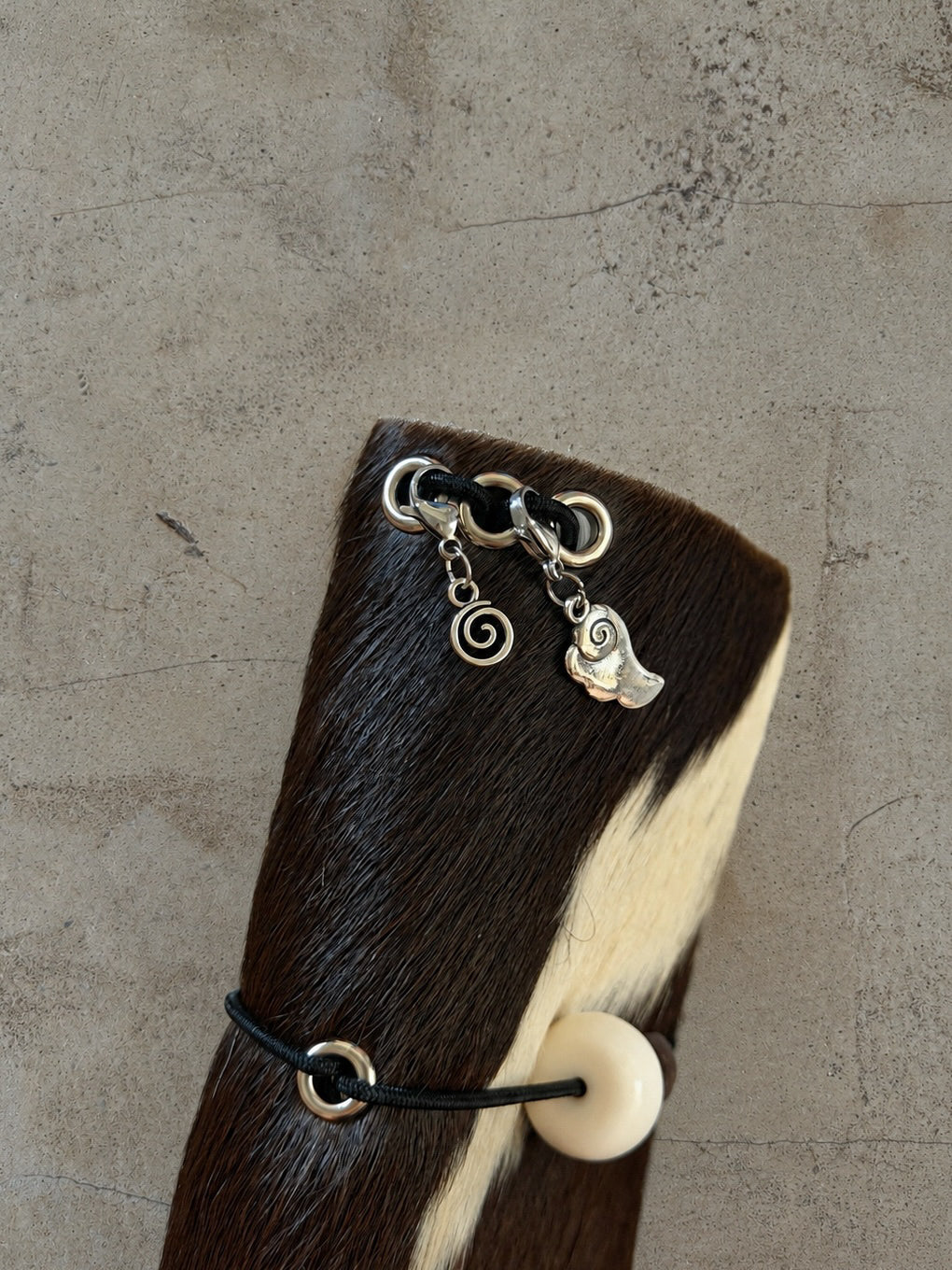 Donna Trifold Leather Folio A6