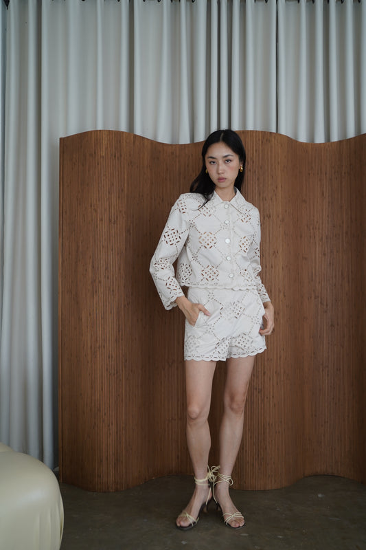 ALORA EYELET OVERSHIRT