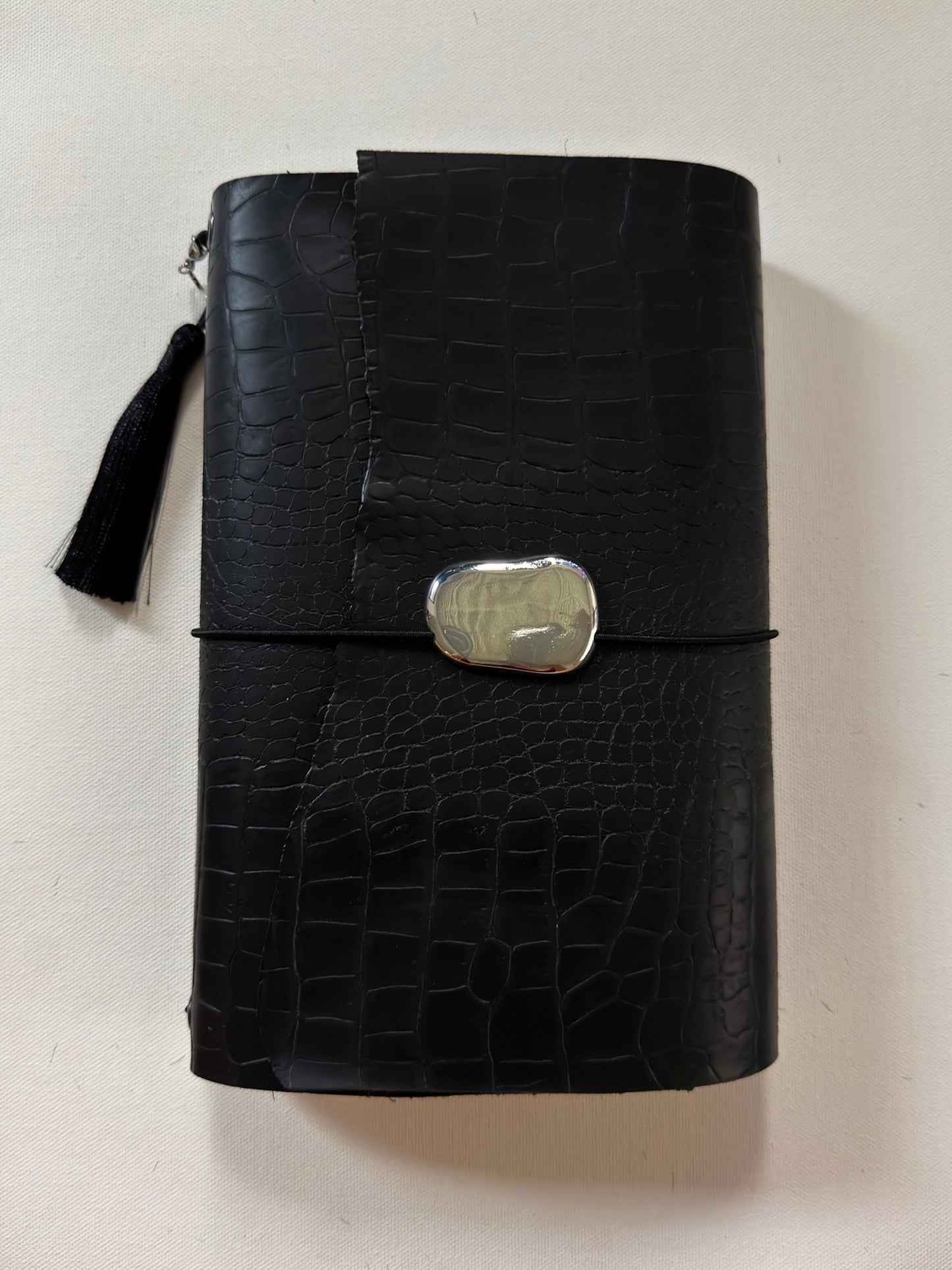Iliana Trifold Leather Folio A5