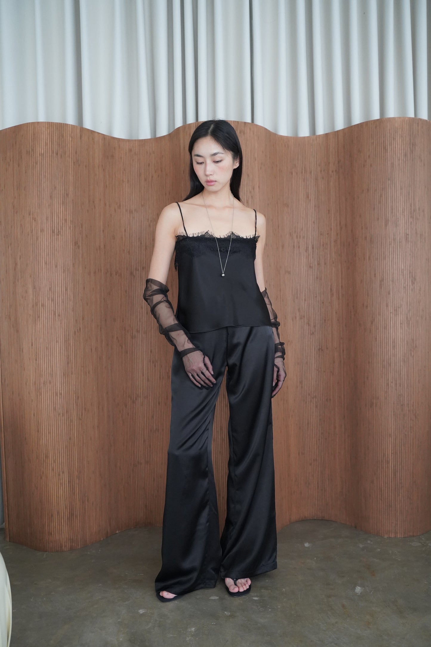 HAILEY SATIN PANTS (BLACK)