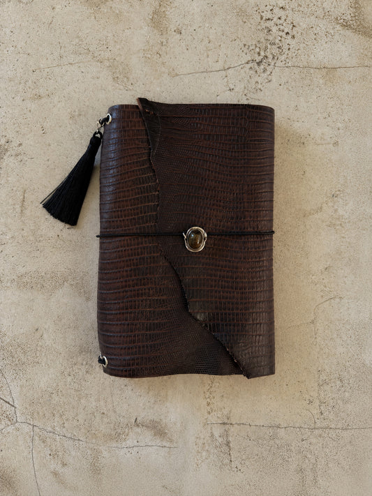 Amora Trifold Leather Folio A5