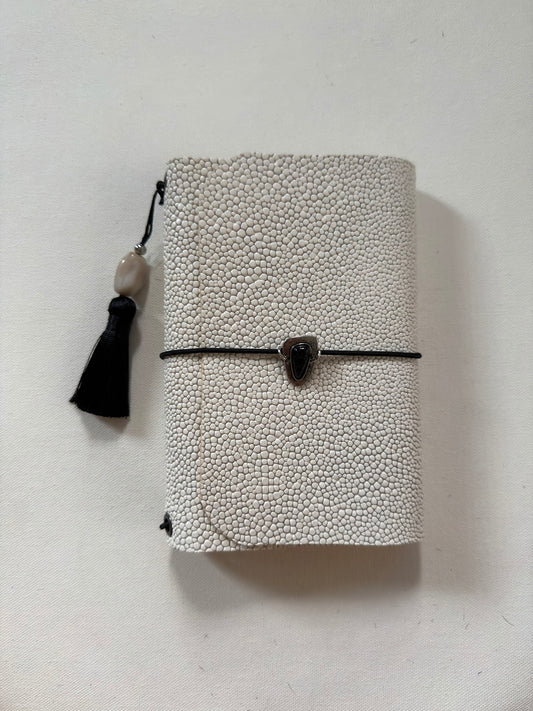Xena Trifold Leather Folio A6