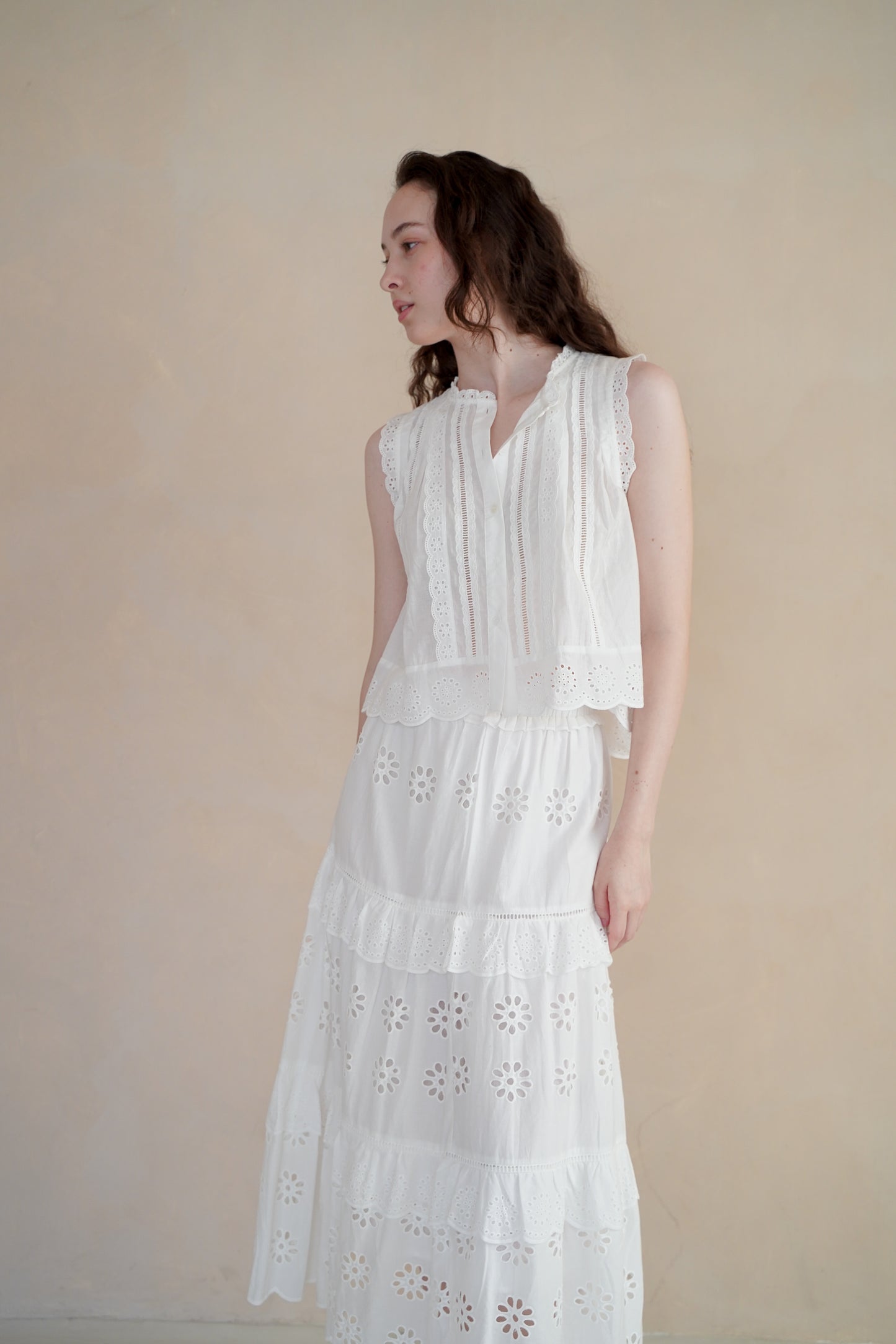 LOUISE EYELET SKIRT