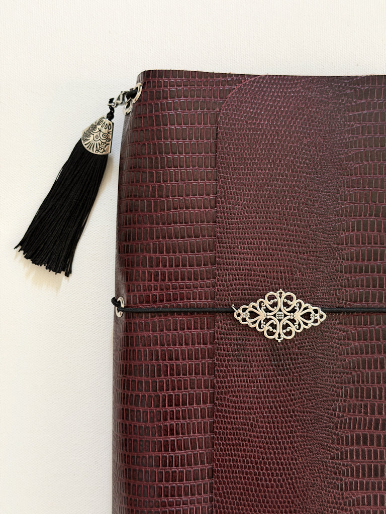 Aelis Leather Trifold Journal A5