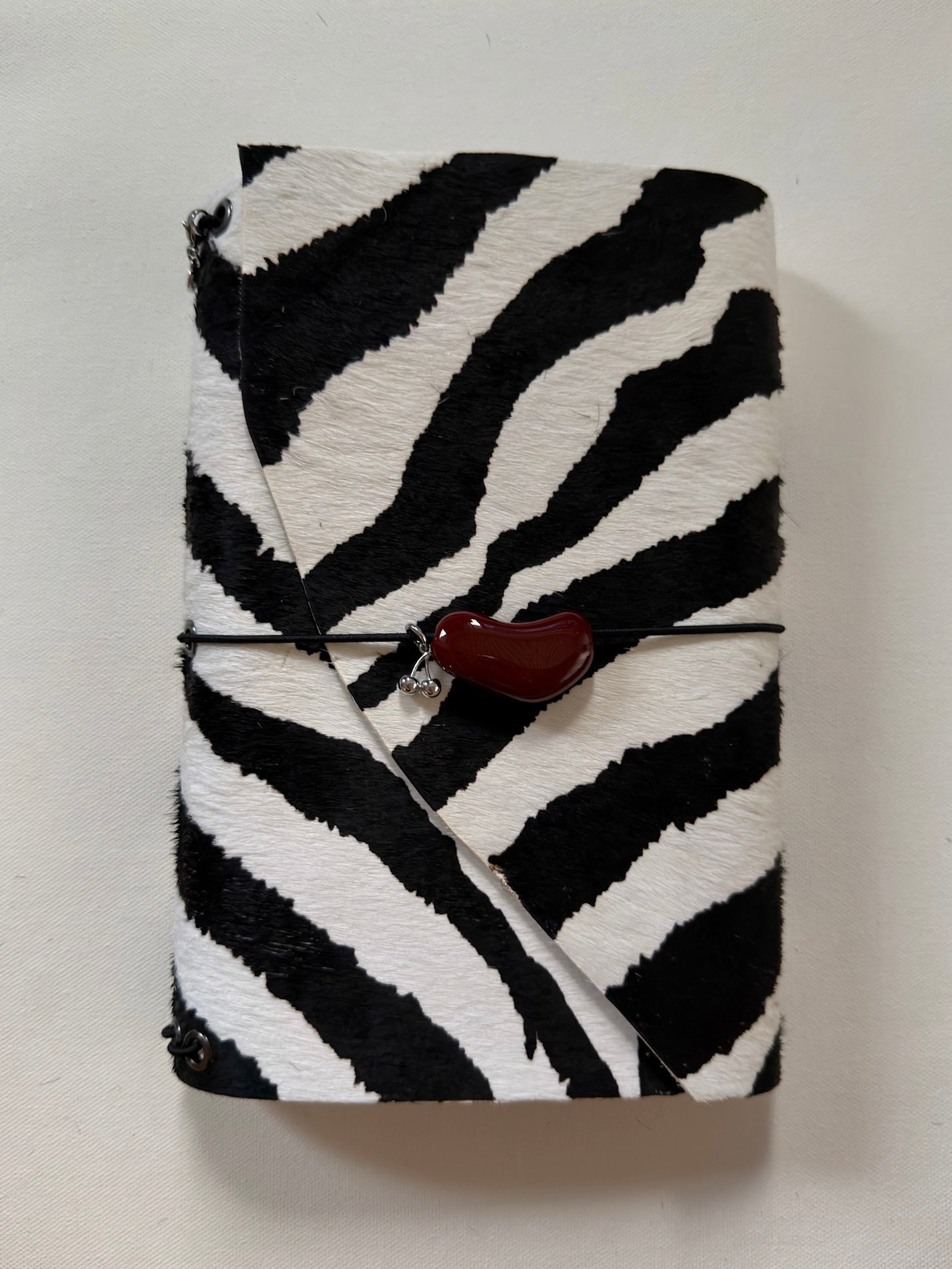Romina Trifold Leather Folio A5