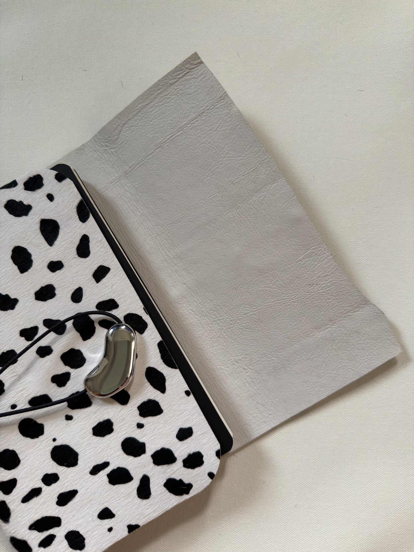 Victoire Trifold Leather Folio A5