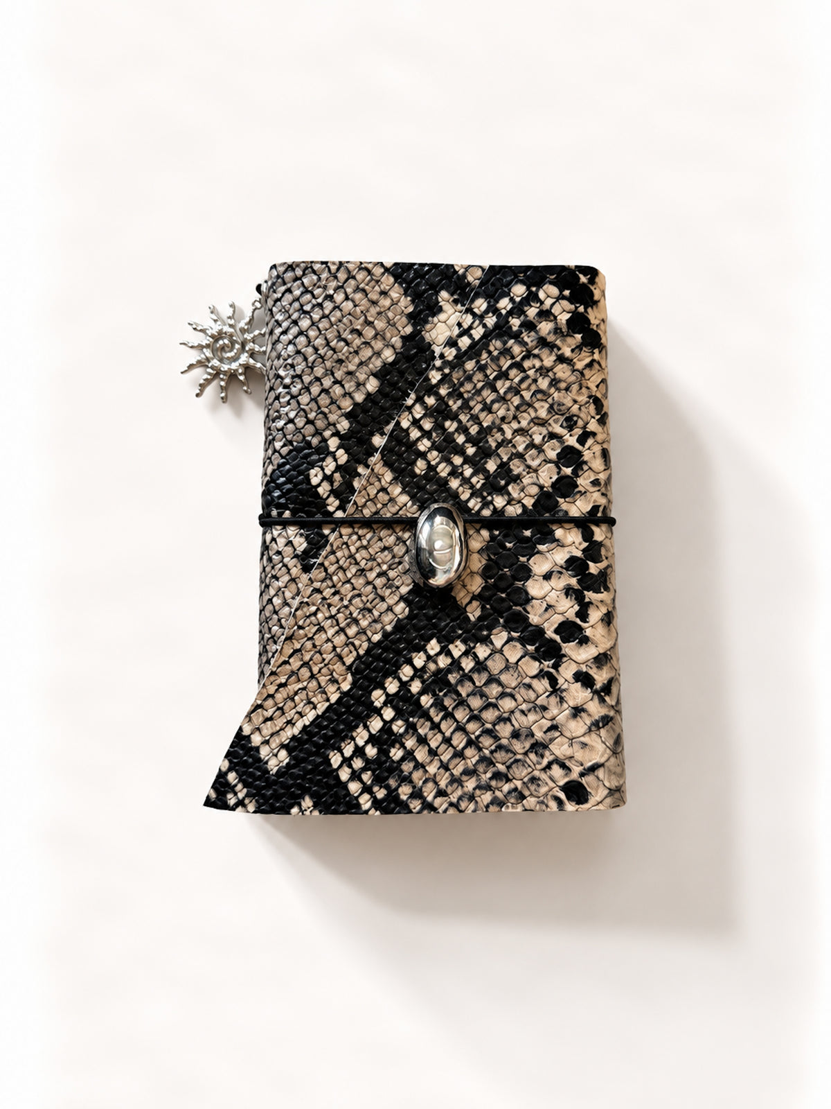 Anouk Trifold Leather Folio A6