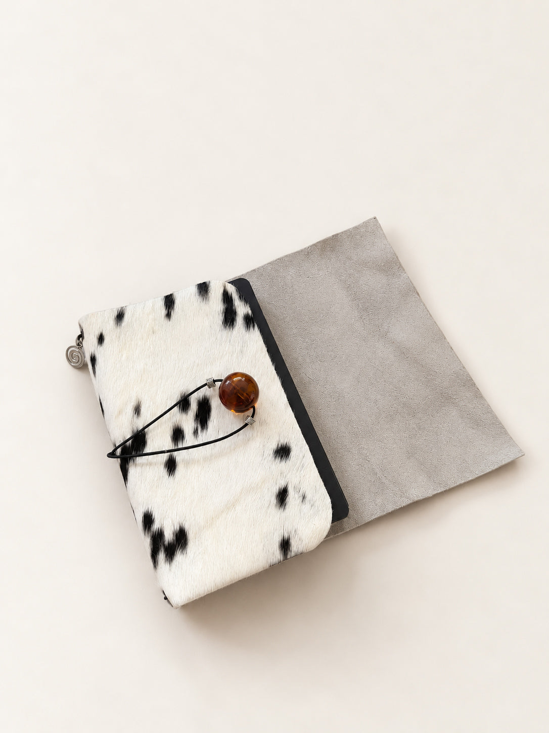 Filia Trifold Leather Folio