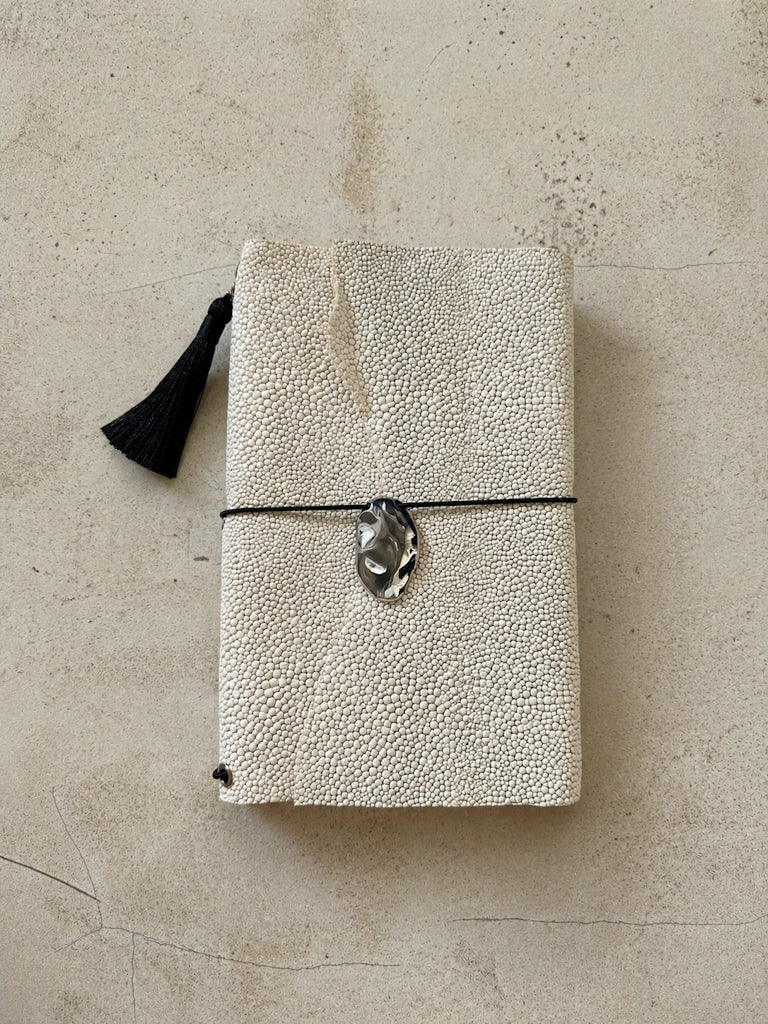 Kleio Trifold Leather Folio A5