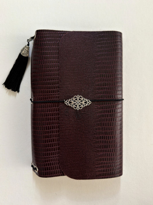 Aelis Leather Trifold Journal A5