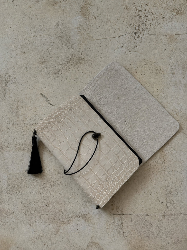 Zephyr Trifold Leather Folio A5