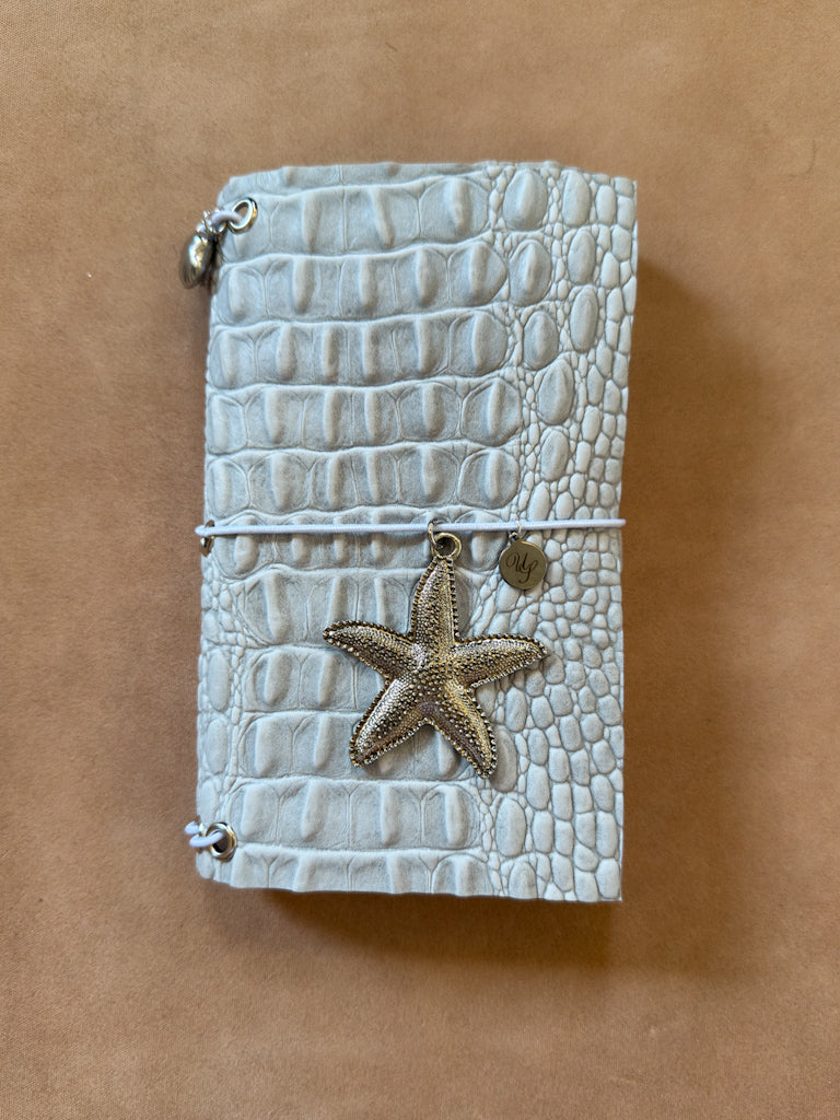 Aurorie Trifold Leather Folio A6