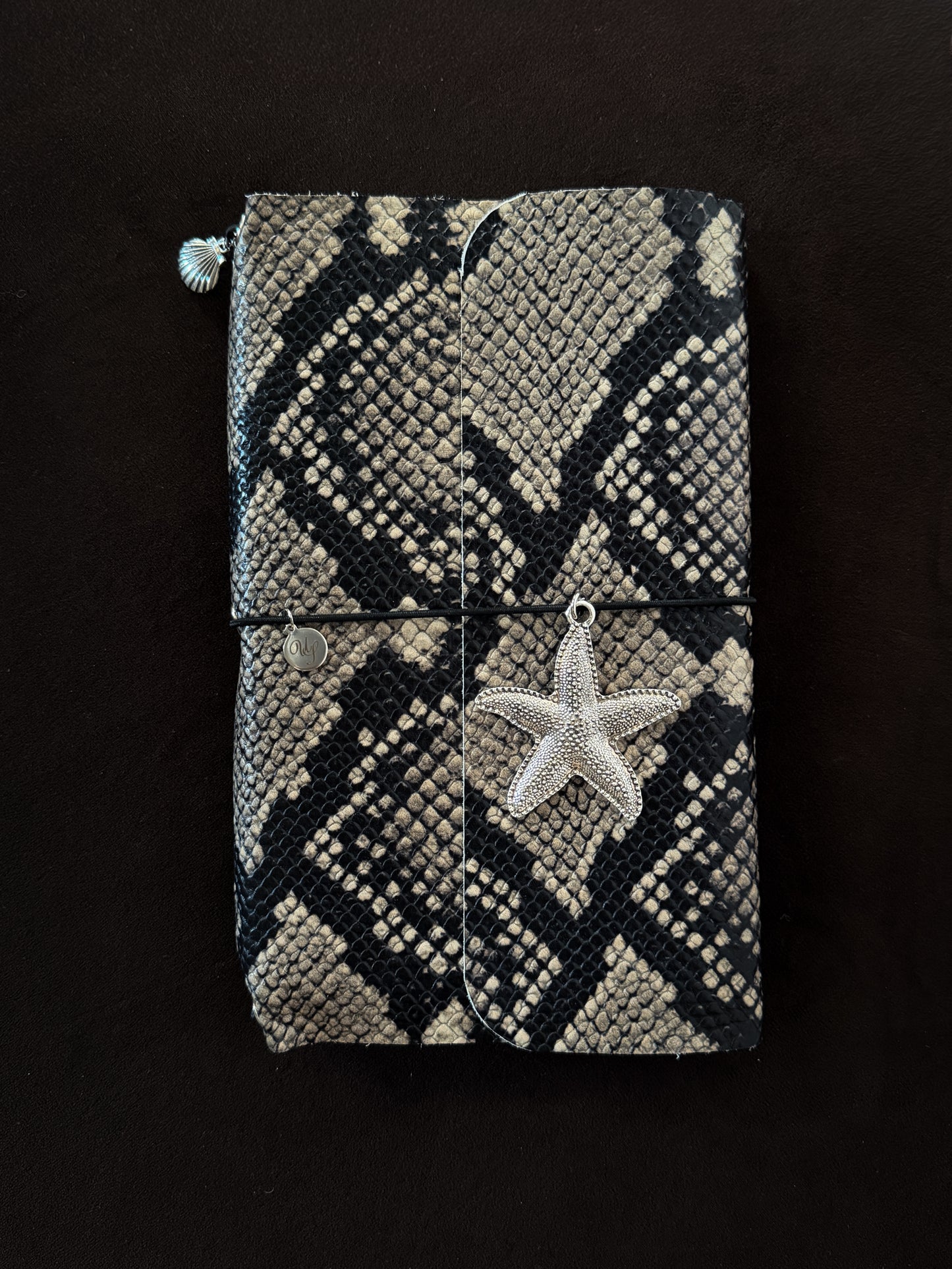 Agate Trifold Leather Folio A5