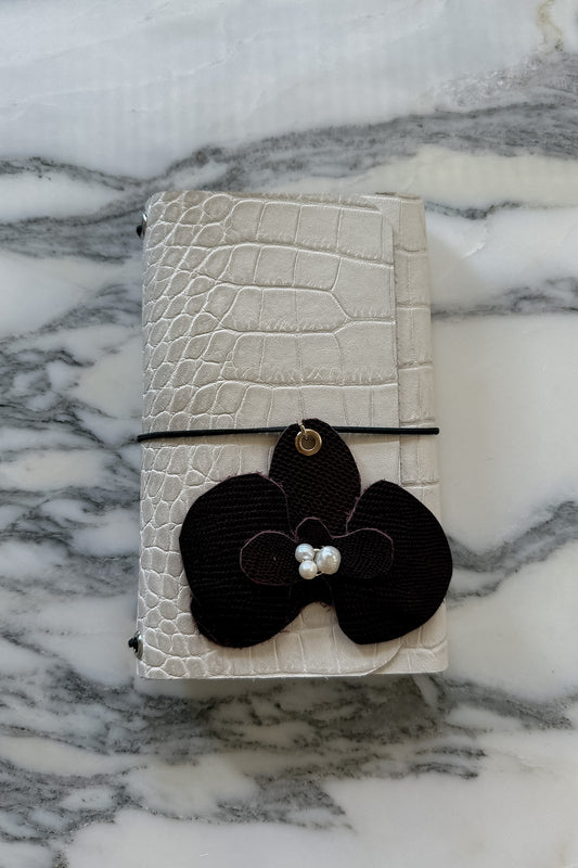 Nyla Trifold Leather Folio A6