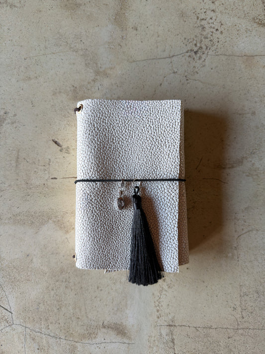 Ayna Trifold Leather Folio A6