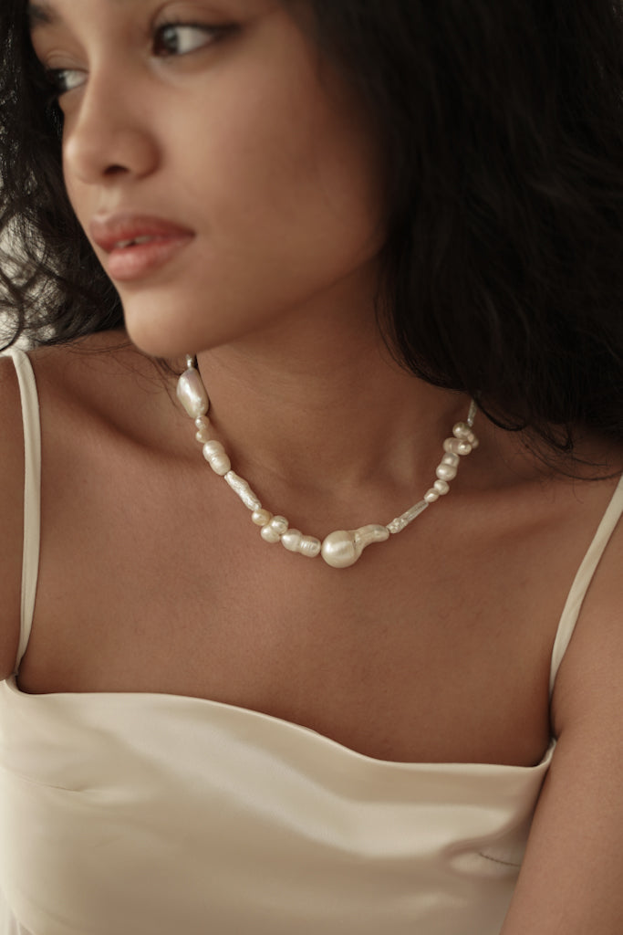 Ebony Pearl Necklace 004