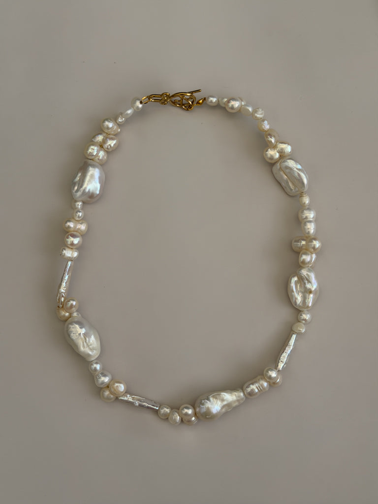 Ebony Pearl Necklace 006
