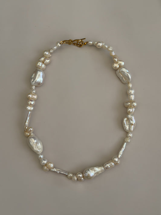 Ebony Pearl Necklace 006