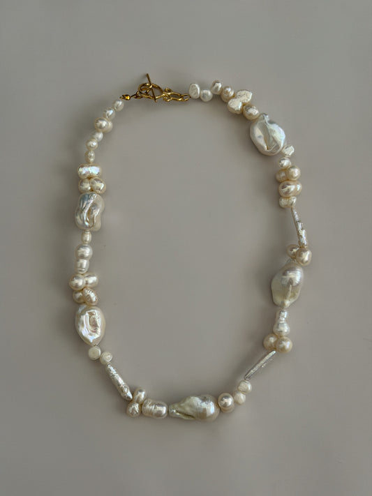 Ebony Pearl Necklace 004